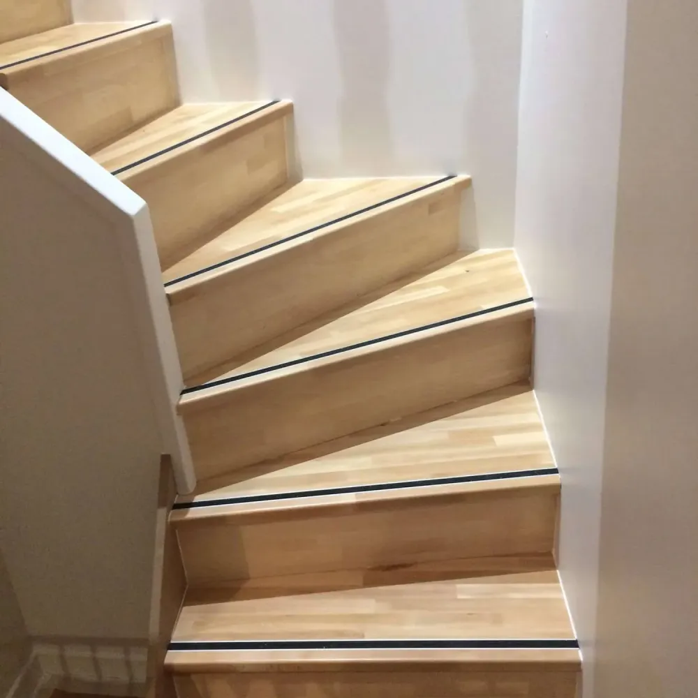 entreprise de menuiserie près de Annonay